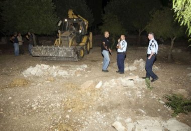 Des profanateurs de tombes bien officiels dans l’Etat colonial sioniste